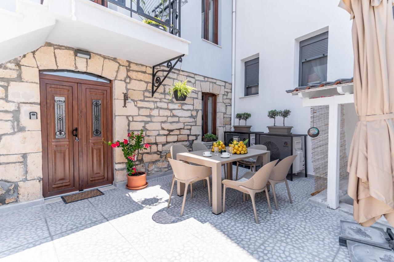 Ikia Katsani Villa Афитос Екстериор снимка