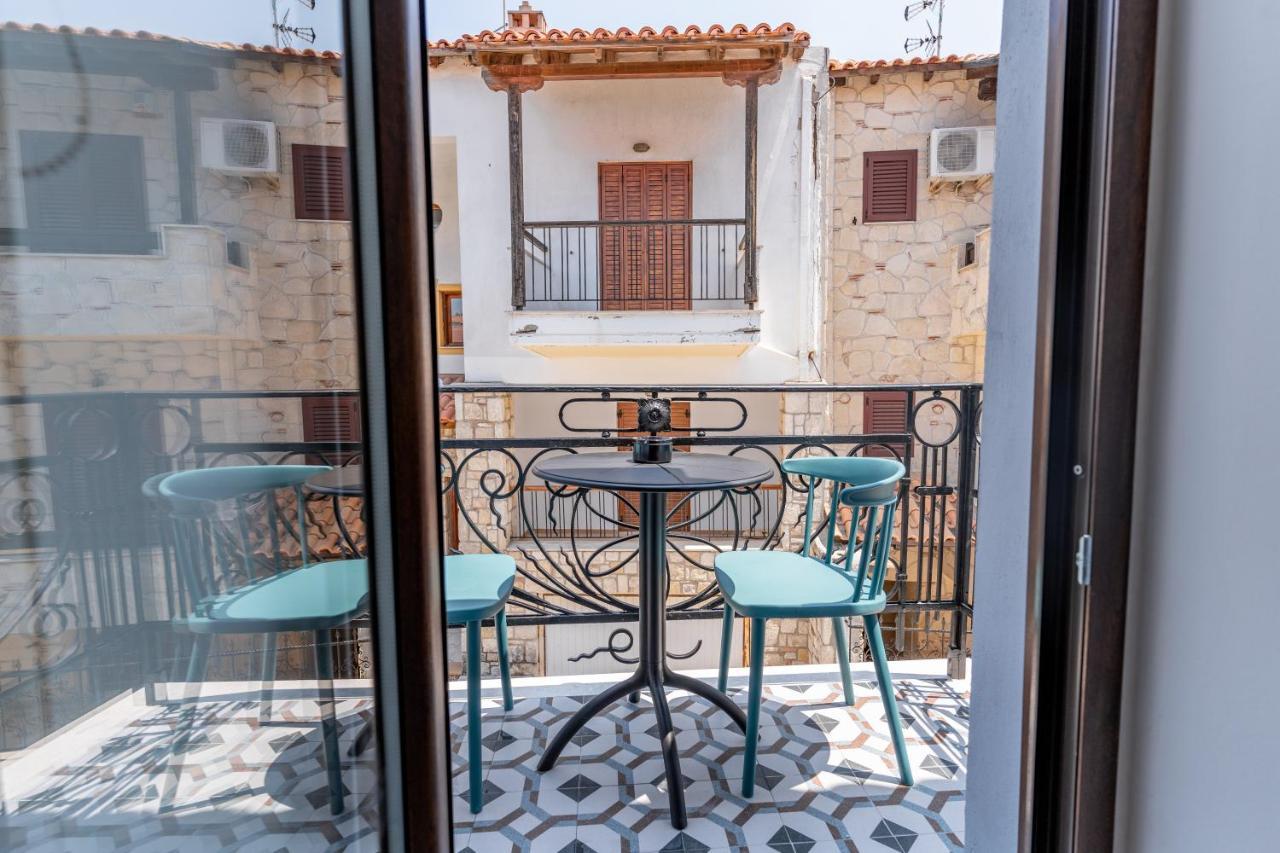 Ikia Katsani Villa Афитос Екстериор снимка